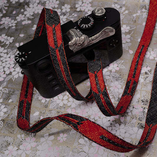 [Made-to-order]  Shogun Arrows Camera Strap / Hand braiding Silk Kumihimo