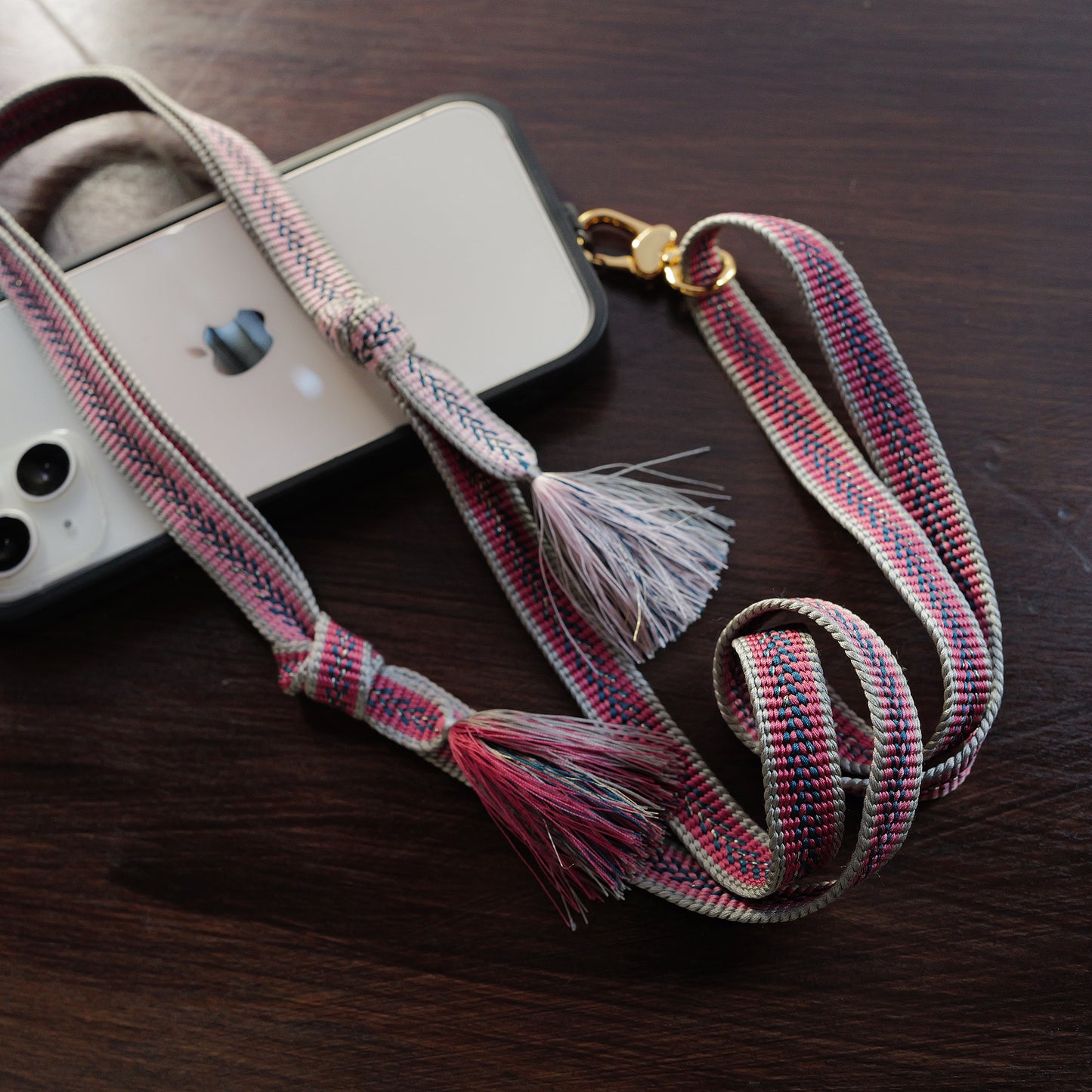 [Made-to-order] Smartphone shoulder strap/ Hand braiding Silk Kumihimo