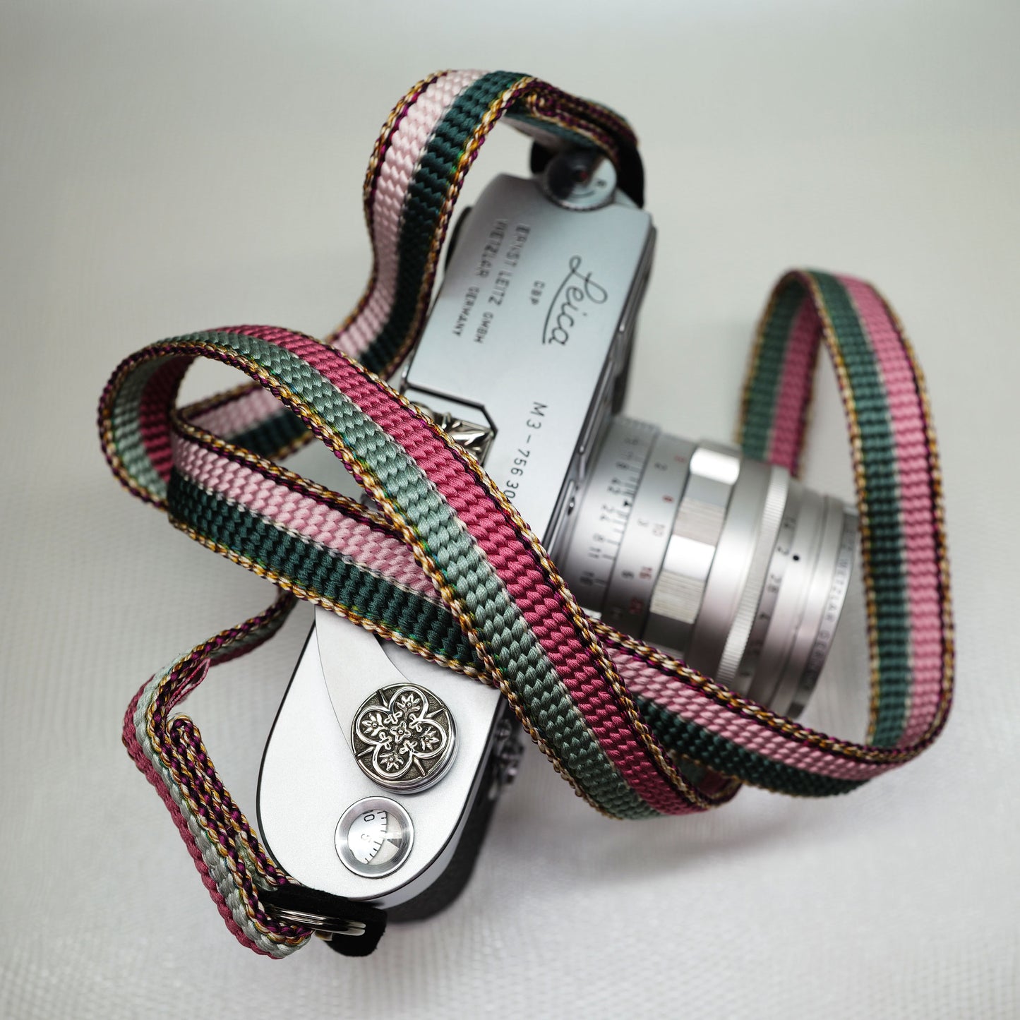 [Made-to-order] La Dolce Vita. Camera Strap / Hand braiding Silk Kumihimo