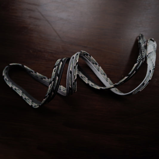 [Made-to-order] Sakura Blade Camera Strap / Hand braiding Silk Kumihimo