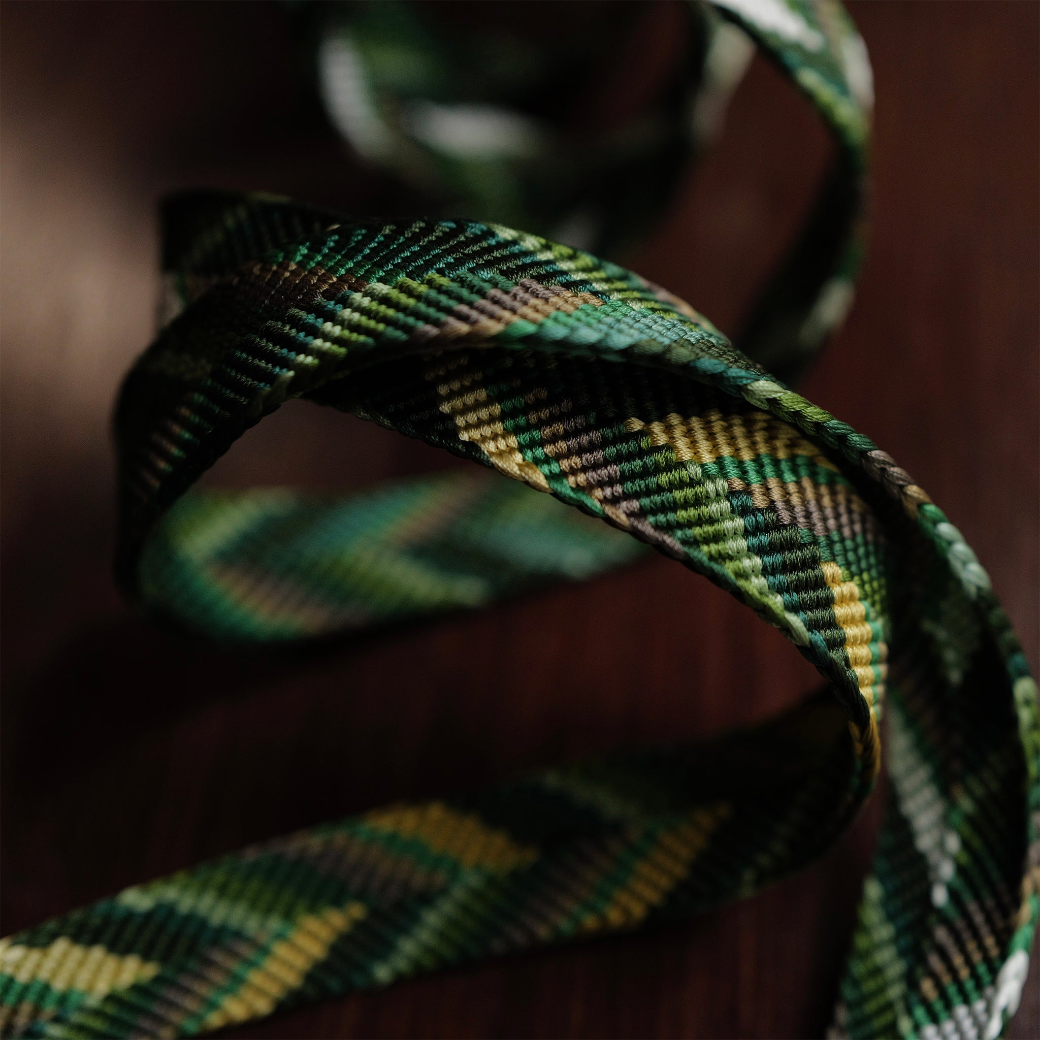 Limited to Three ] Bonsai Camera Strap / Hand braiding Silk