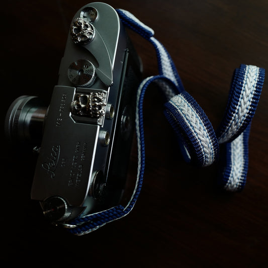 [Made-to-order] Mt.Fuji 富士山 Camera Strap / Hand braiding Silk Kumihimo / Blue and white