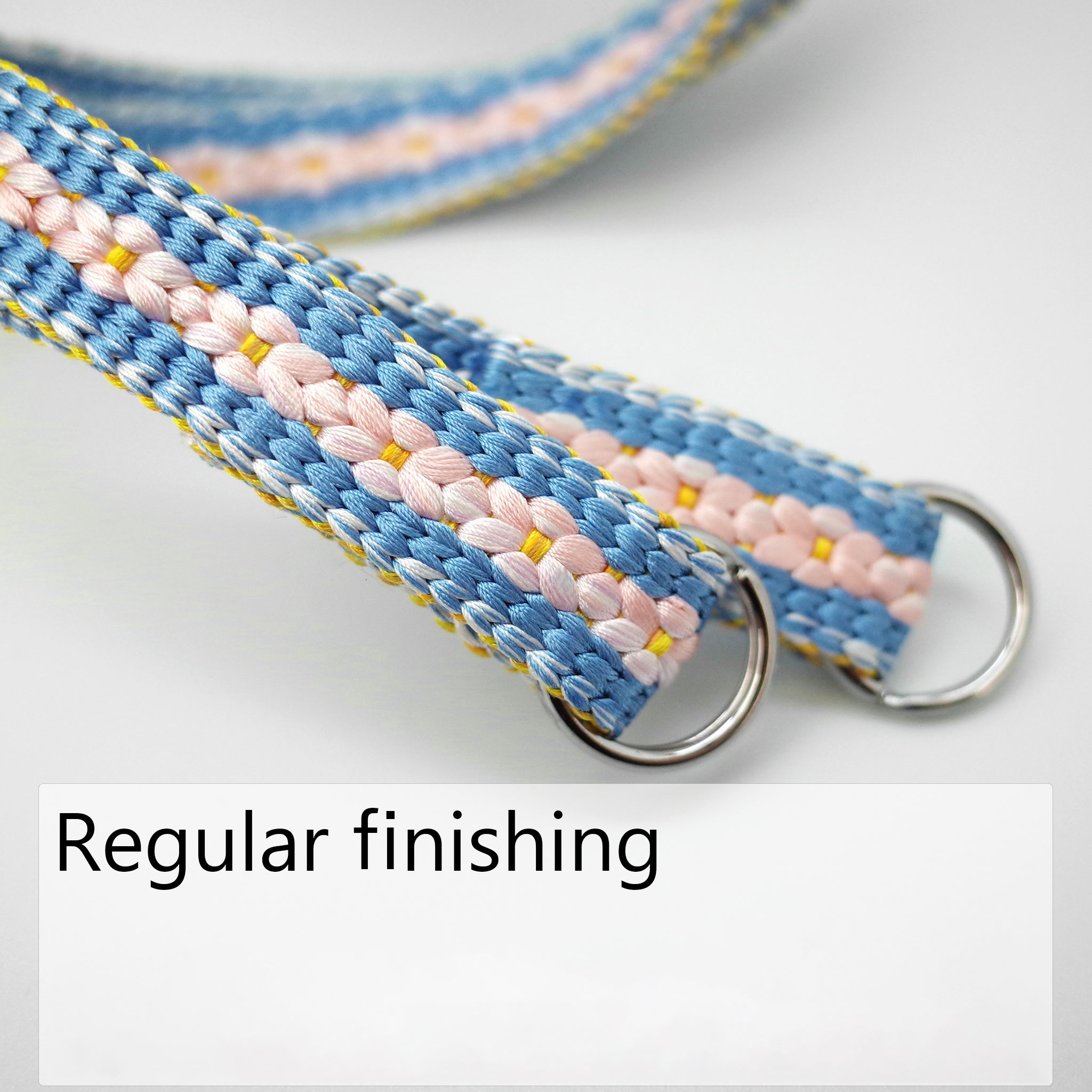 ✭*:゜☆tomomi Shop゜:*✭ Made-to-order] Sakura Cherry blossoms Camera Strap / Hand braiding